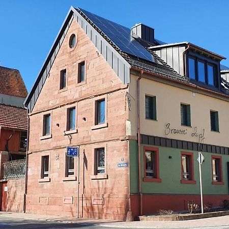 Wirtshaus & Hotel Zur Alten Brauerei Zapf Uettingen Eksteriør bilde